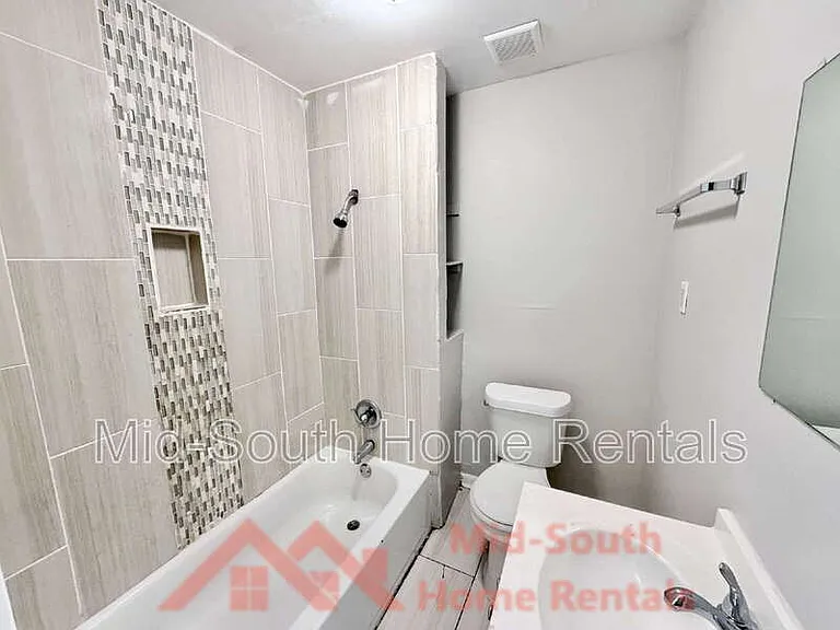 1549 Patton St — Photo 12