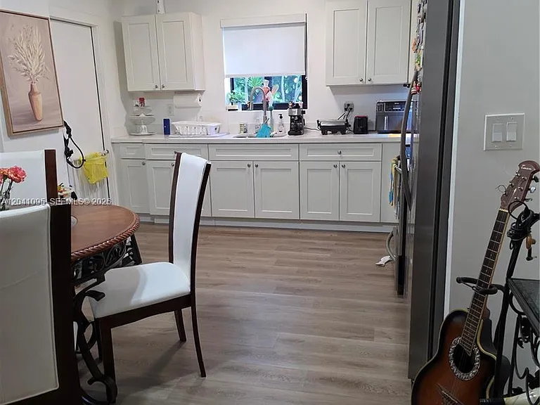 711 Beacom Blvd #4 — Photo 3