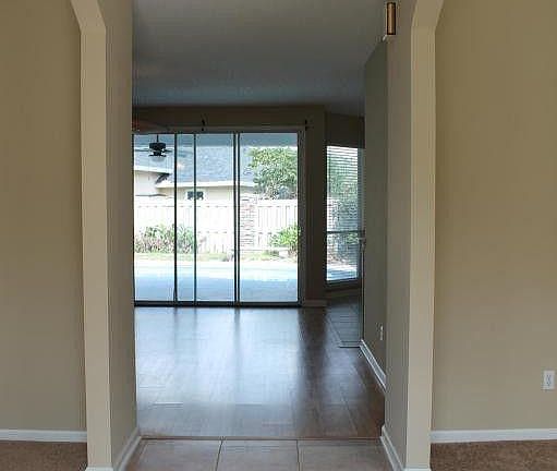 2nd image of 1541 Persimmon Cir S