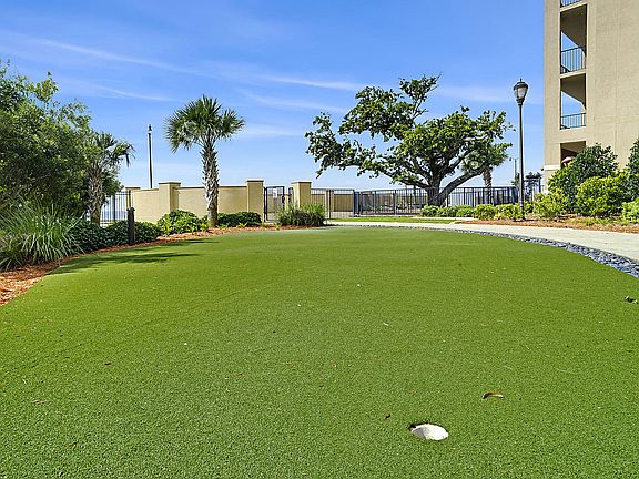 4th image of 1200 Beach Dr