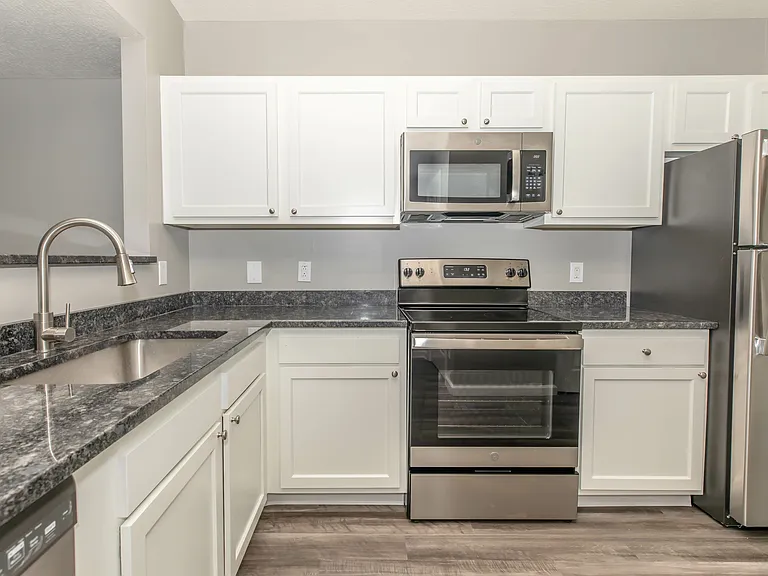 The Quarry Apartments — Photo 9