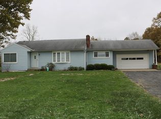 23127 Redfern Rd, Columbia Station, OH 44028