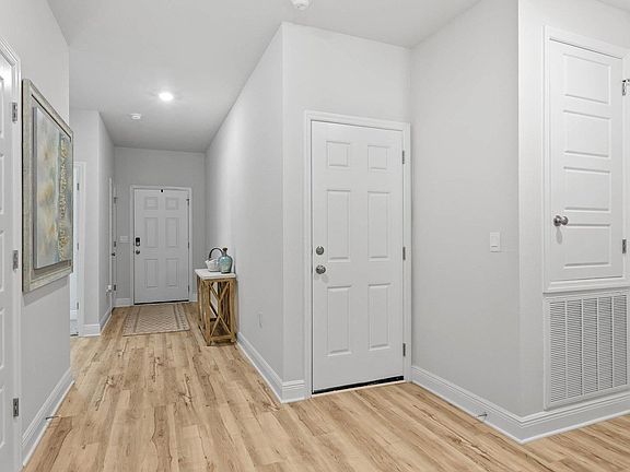 5th image of 5363 Pine Dove Dr