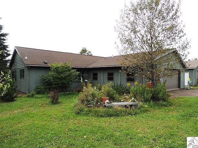 1st image of 930 4th Ave W