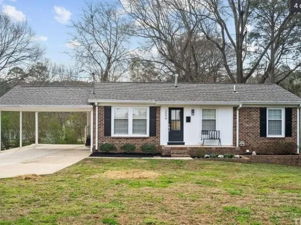 2504 Remington Rd, Raleigh, NC 27610