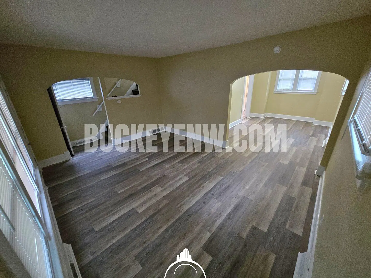 3 Bedroom House — Photo 2