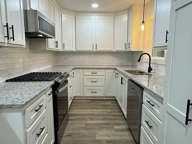200 Wall Williams Rd — Photo 9