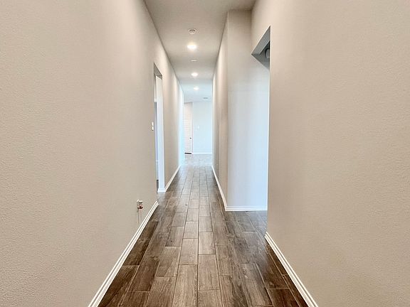 3rd image of 3860 Golden Valley Ln
