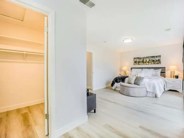 118 Lurene Dr — Photo 10