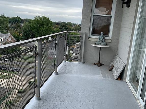 2370 North Ave Unit 7B