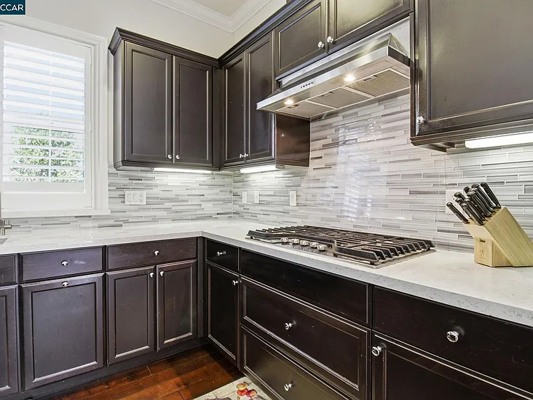 1365 Bayberry View Ln — Photo 7