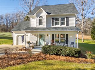 300 Holly Hills Dr, Forest City, NC 28043