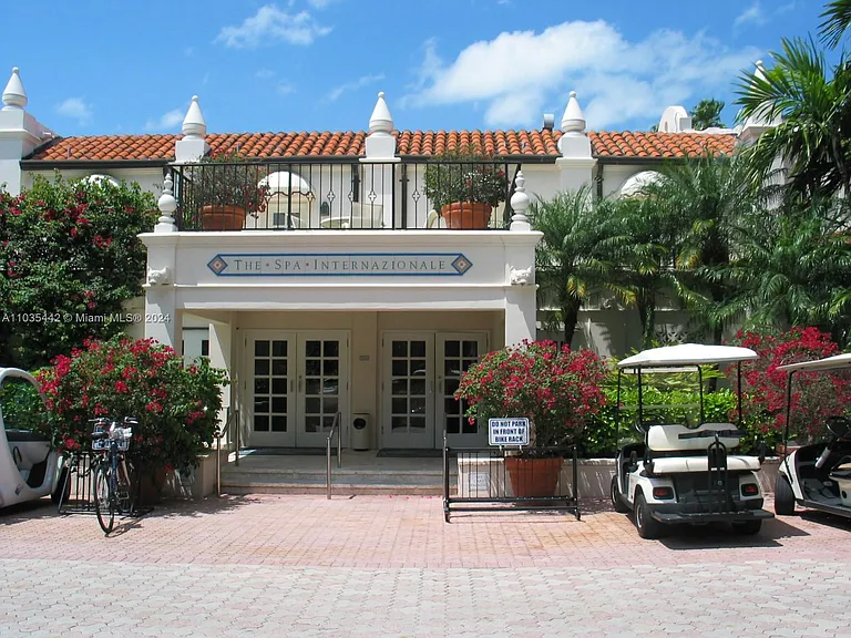 19223 Fisher Island Dr #19223 — Photo 50
