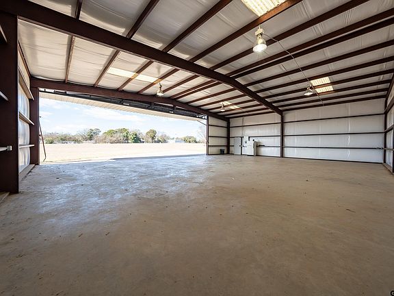 3rd image of 470 County Road 1812