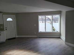 22 Henchman St, Worcester, MA 01605