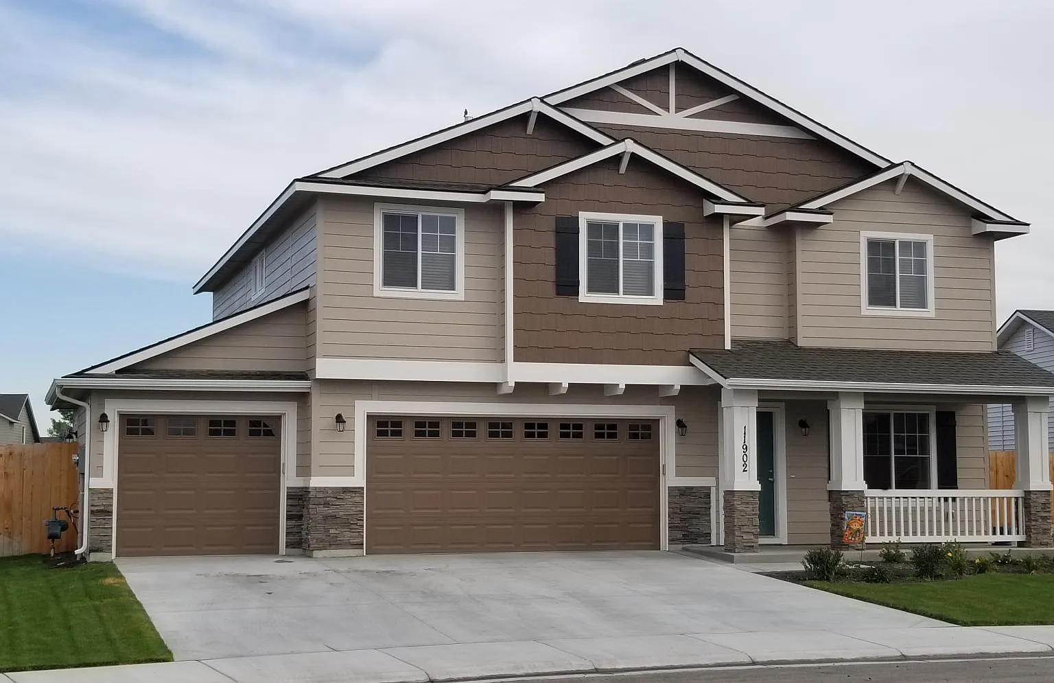 11902 Cambria St — Photo 1