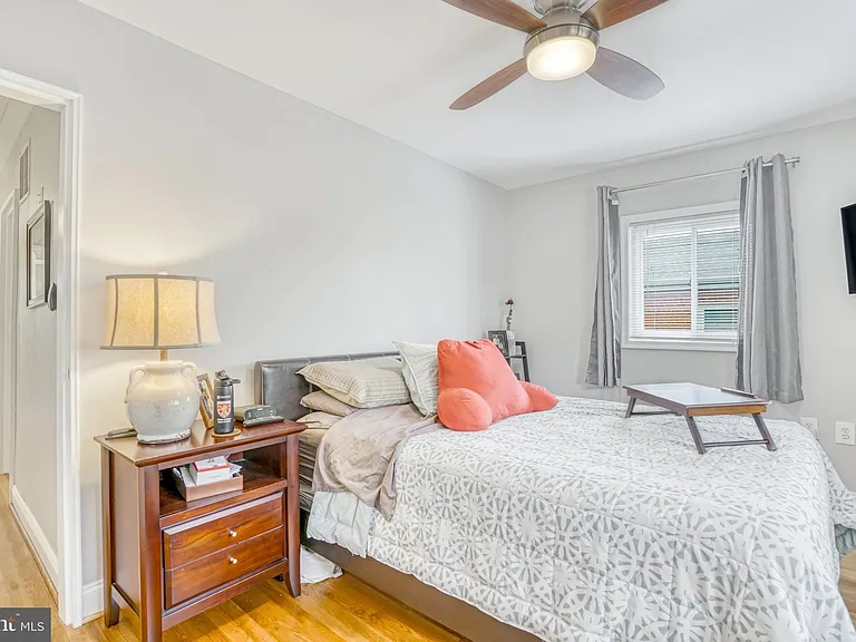 113 E Taylor Run Pkwy — Photo 17