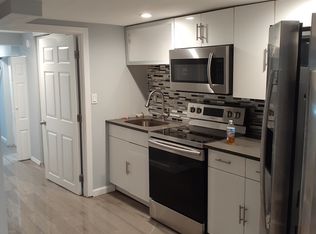 25 Yale St #G, Staten Island, NY 10303