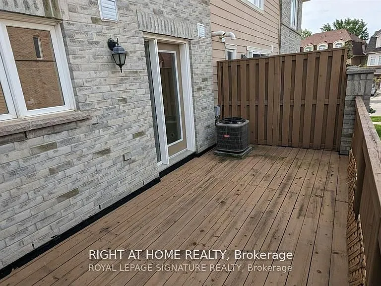 4869 Half Moon Grv #27 — Photo 11