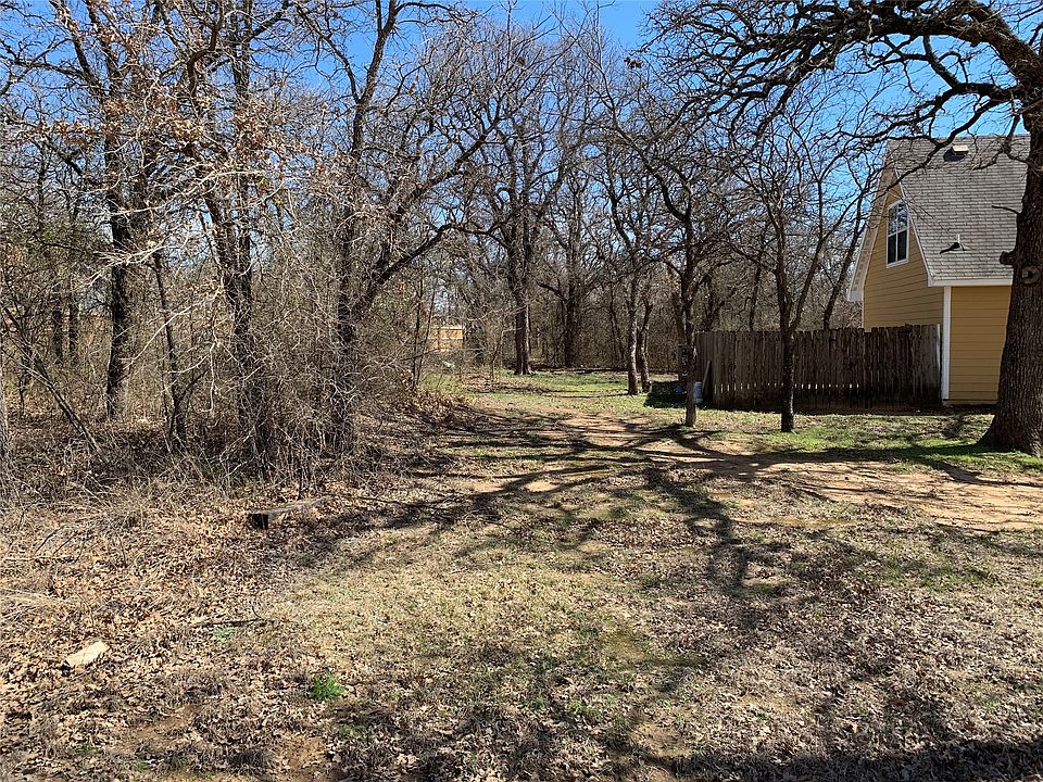 2nd image of 2 Blok Lark Meadow Dr