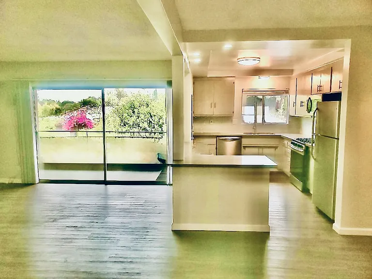 Spacious & Open. Gorgeous luxury finishes throughout. Large View balcony off living & kitchen.
