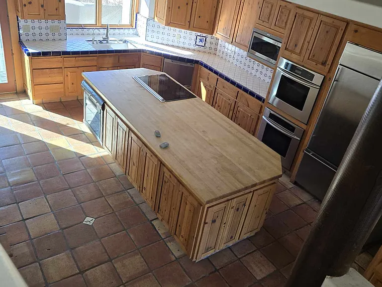 28221 Cumberland Rd — Photo 30