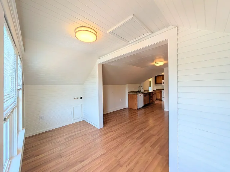 1022 Oakes Ave #B — Photo 12