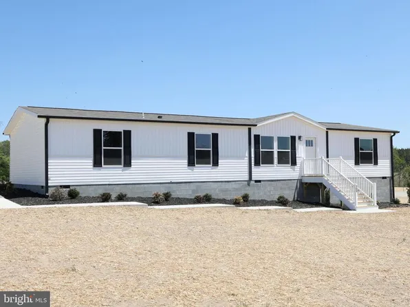 309 Moorefield Rd, Mineral, VA 23117