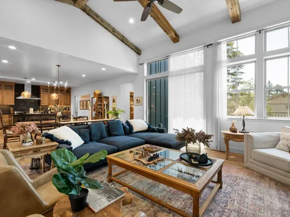 826 Pine Meadow Ct, Big Bear Lake, CA 92315