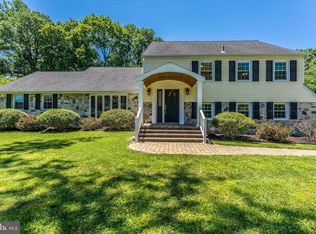 313 Colonial Dr, Wallingford, PA 19086