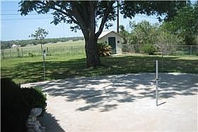 3rd image of 1002 Top Hill Dr