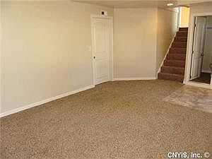 5th image of 152 Park Way