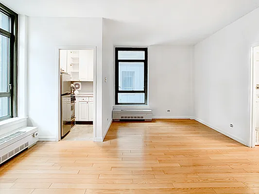 Rented by Brown Harris Stevens | media 19