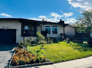 27 Penworth Pl SE, Calgary, AB T2A4G4