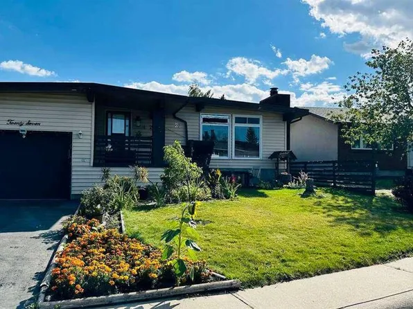 27 Penworth Pl SE, Calgary, AB T2A 4G4