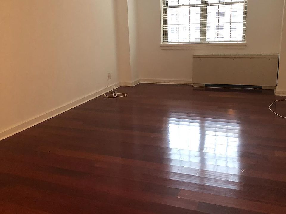 1st image of 219-29 S 18th St #1519