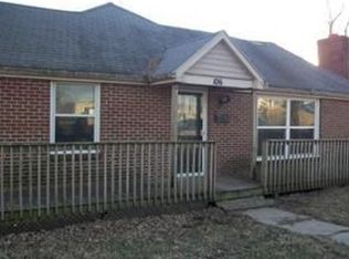 106 E Main St, Odessa, MO 64076
