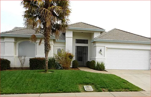 2041 Pheasant Dr Photo 1