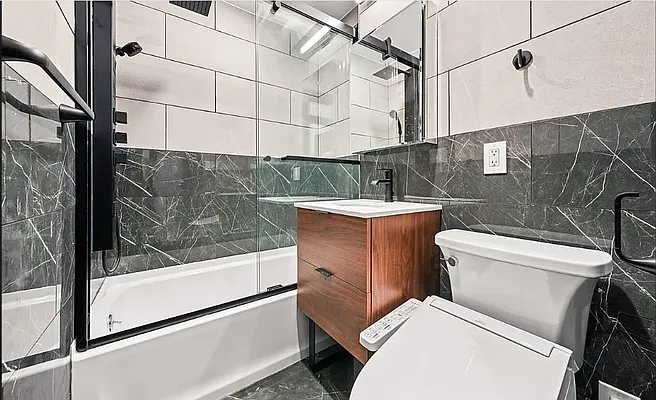 Rented by REAL New York | media 7