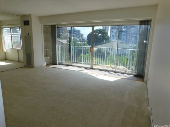 710 Lunalilo St APT 301, Honolulu, HI 96813