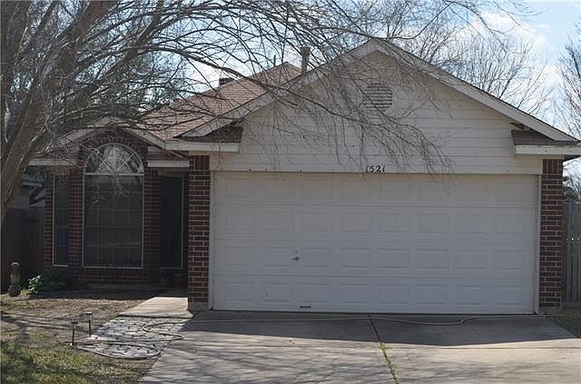 2nd image of 1521 Darley Arabian Dr