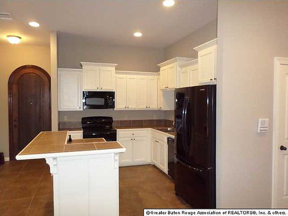 5th image of 1705 Seville Dr