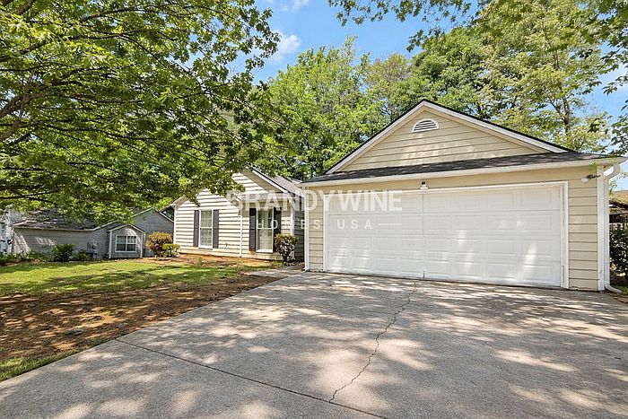 1st image of 5900 Homestead Cir
