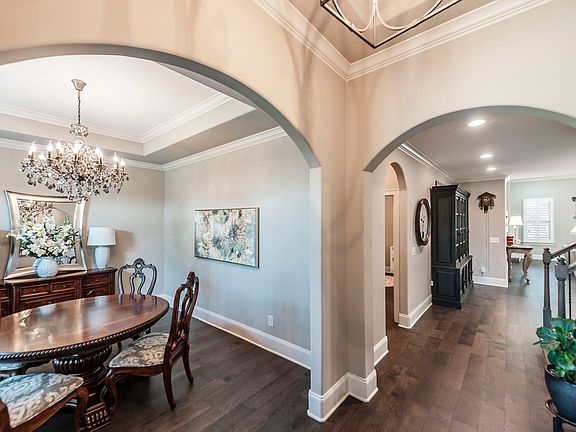 5th image of 1027 Jarman Ln