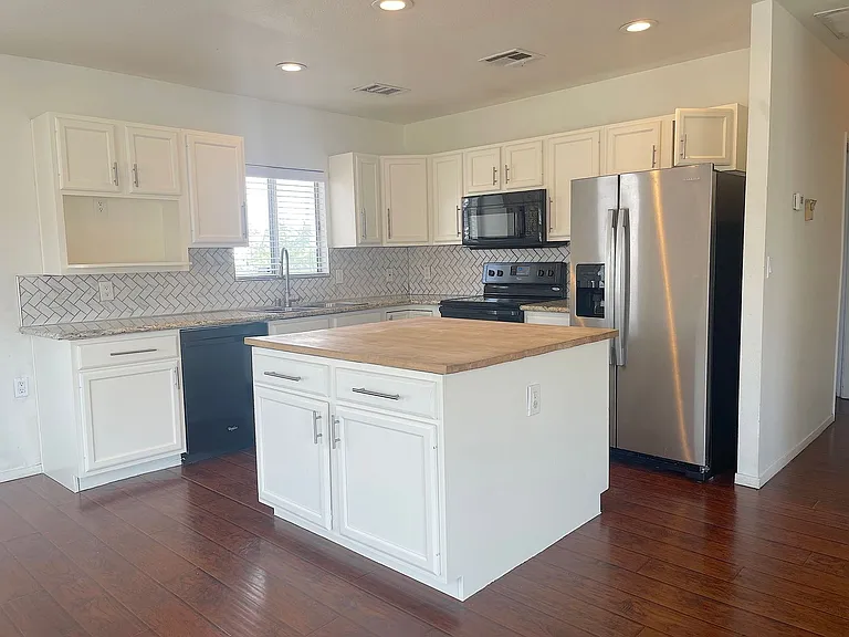 102 Copper St — Photo 28