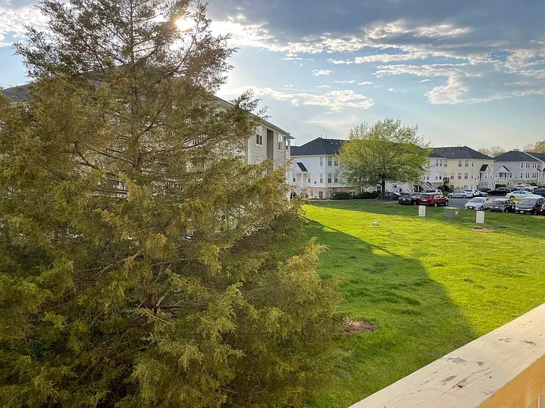 11010 Koman Cir #198-202 — Photo 27