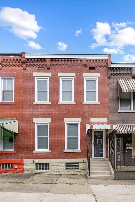 3618 Mintwood St photo 1