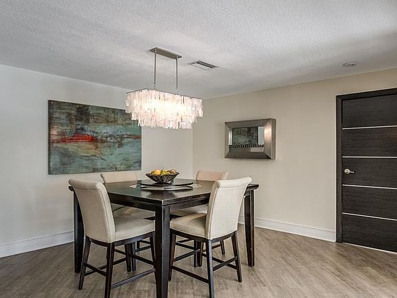 5th image of 2240 Mermaid Point NE