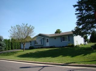 508 Galena St, Benton, WI 53803