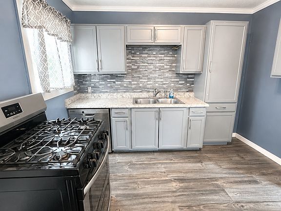5th image of 5536 Farnsworth Ave